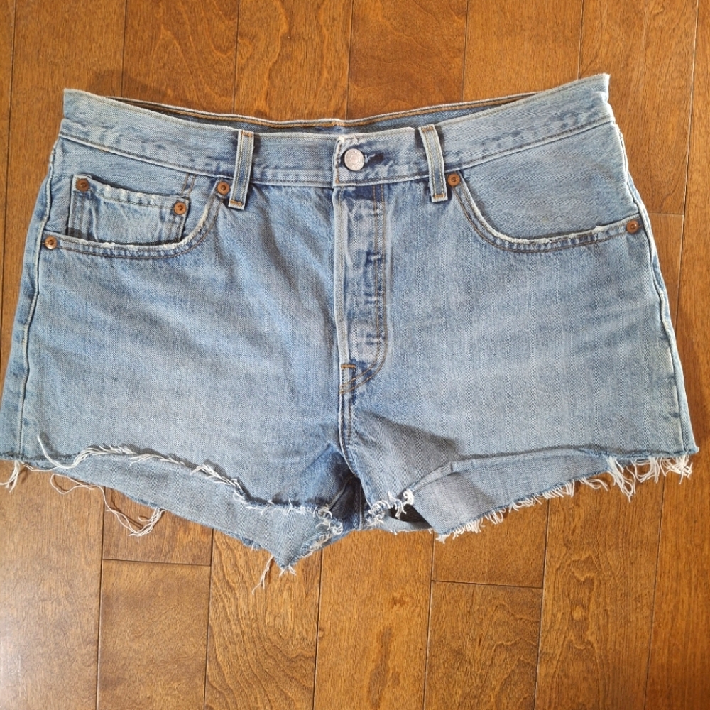 LEVI'S 501 Jean Shorts